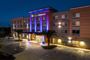 Holiday Inn Express & Suites - Hawaiian Gardens by IHG